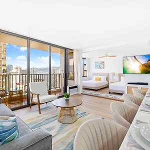 Gorgeous With Ocean View, Near Beach, Free Parking , Honolulu United States
